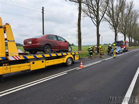 Mężczyzna wjechał w drzewo w Jaworku Opowiecie info