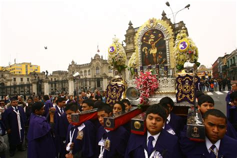 Primera Salida De Imagen Del Señor De Los Milagros Recorrerá Sólo Perímetro De Iglesia Las