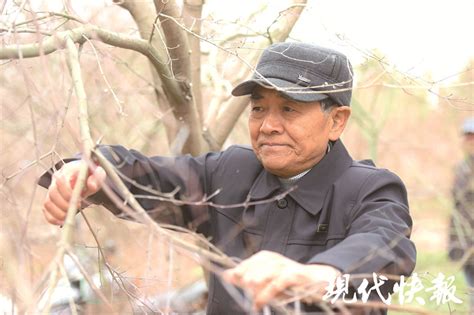 “绿化愚公”郭中良：植树造林20年，资助42名学生圆梦腾讯新闻