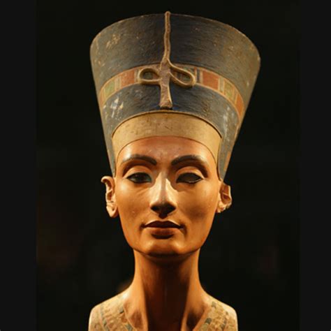 Hello History Maniacs Nefertiti The Mysterious Beauty Of Ancient