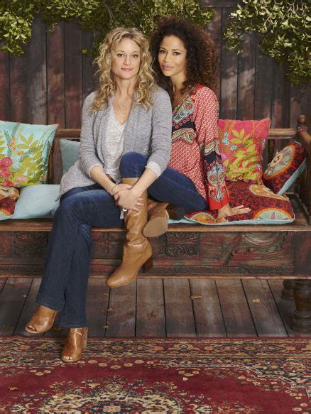 The Fosters Photo Sherri Saum Teri Polo 227 Sur 399 Allociné