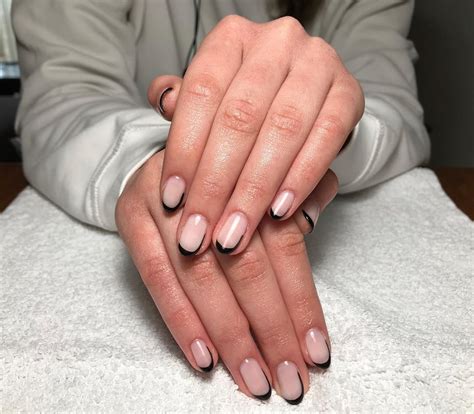 Francesinha Preta Como Fazer 30 Modelos Para Inovar Na Manicure