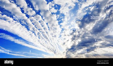 Nubes Cirrocumulus Blancas Cielo Azul Fondo Panorama Altocumulus