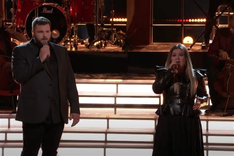 The Voice Season 17 Winner Jake Hoot Reunites With Coach Kelly