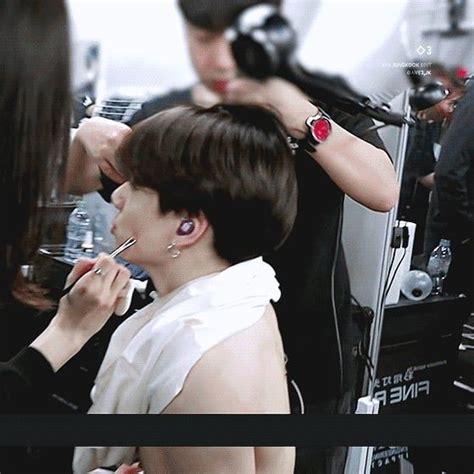 Seriously I m about to go nuts he s naked 국이 정국 정국이 jungkook