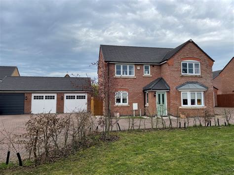 4 Bed Detached House For Sale In Buxton Crescent Broughton Astley