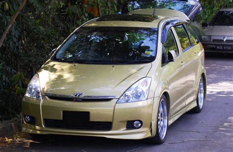 Toyota Wish Modified Photo Gallery