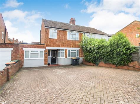 3 Bed Semi Detached House For Sale In Margetts Road Kempston Bedford