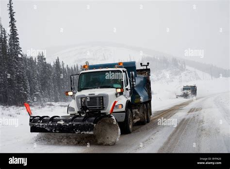 Snow plow plowing highway hi-res stock photography and images - Alamy