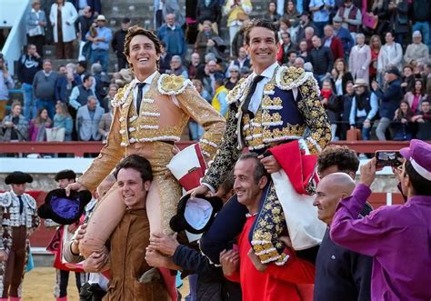 Manzanares Y Roca Rey A Hombros En La Corrida De Primavera De Brihuega