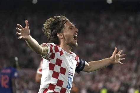 Modric Prolonge Au Real Madrid Jusqu En Juin 2024