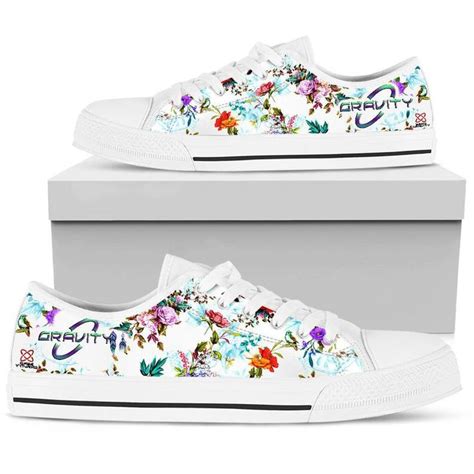 Flower Tennis Shoe Etsy In 2020 Painted Sneakers Canvas Shoes