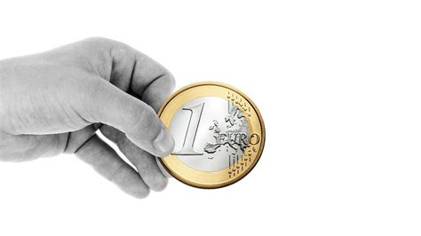 les dons aux associations en baisse les transitions