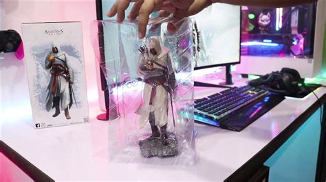 Assassins Creed Altair Apple Of Eden Keeper Unboxing Pakistan Youtube