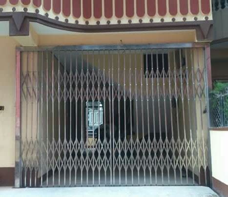 Stainless Steel Collapsible Gate At Rs Square Feet Ss