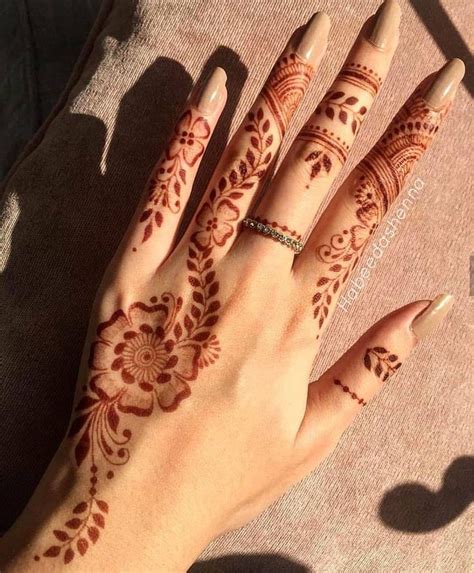 Simple And Beautiful Hand Mehandi Designs Idea Finger Henna Designs