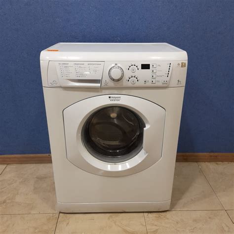 Hotpoint Ariston ARSF 100 - Узкие стиральные машины