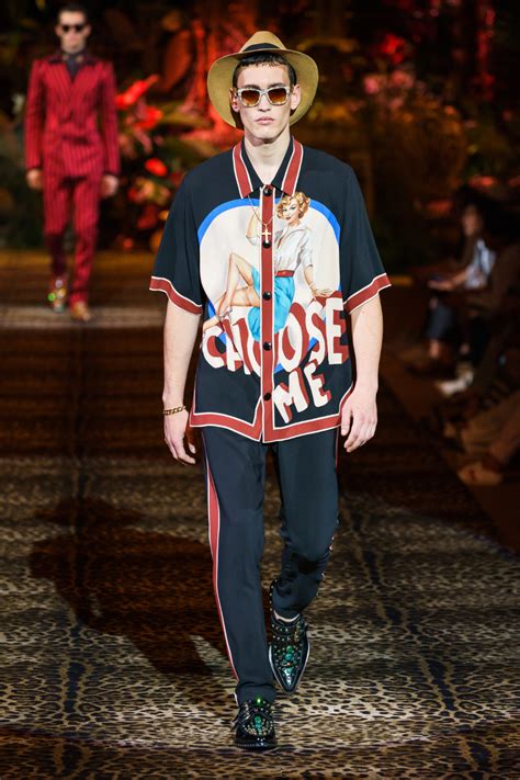 Dolce And Gabbana Spring 2020 Menswear Collection Vogue Dolce And Gabbana Man Menswear Mens