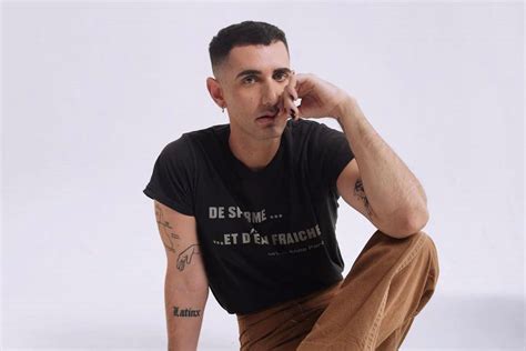 Alex Anwandter llega a México presentando nuevo álbum El Diablo en el