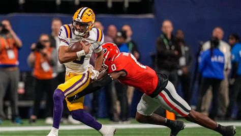 Lsu Football Qb Jayden Daniels Leaves Sec Championship Game With Injury