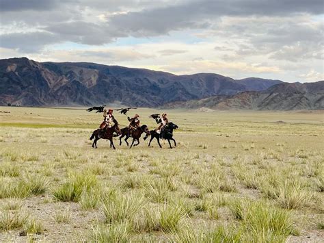 Golden Eagle Festival In Western Mongolia Mongolia Trekking Tours