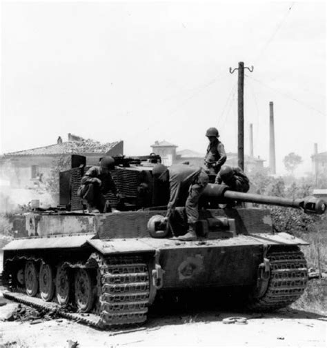 Panzerkampfwagen VI Tiger 8 8 Cm L 56 Ausf E Sd Kfz 181 Nr 221