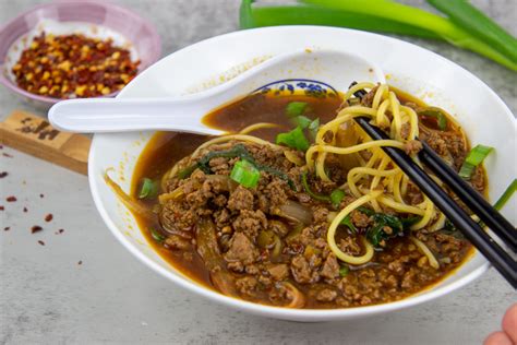 Spicy Beef Noodle Soup (Ground Beef)