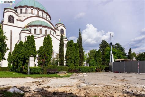 Rekonstrukcija Platoa Kod Hrama Beobuild