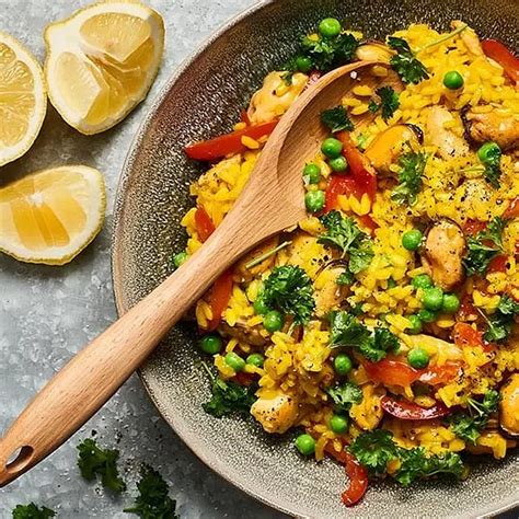 Paella Med Kyckling Och Musslor Recept Ica Se