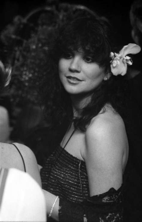 Photos Linda Ronstadt Through The Years