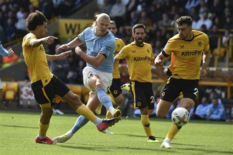 Haaland Scores 11th EPL Goal City Beats 10 Man Wolves 3 0 AP News