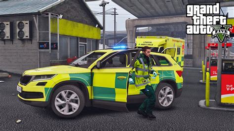 London Ambulance Rapid Response Medic Simulator UK GTA 5 LSPDFR