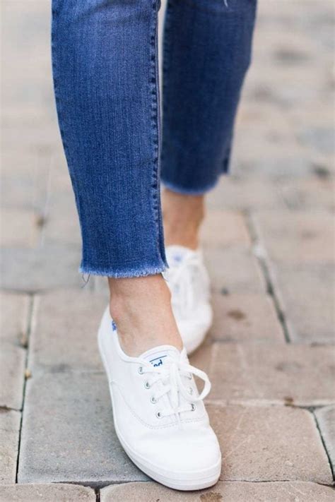 How To Style White Keds Poor Little It Girl