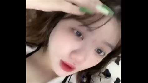 Em lồn ướt khoe bím show cam cực dâm Xem Phim Sex