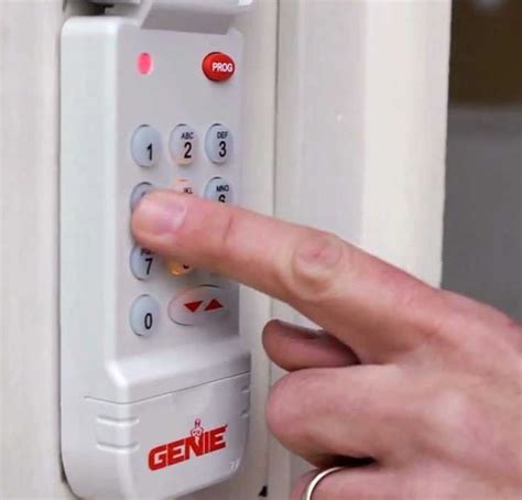 Best Wireless Garage Door Keypads 2022 Nerd Techy