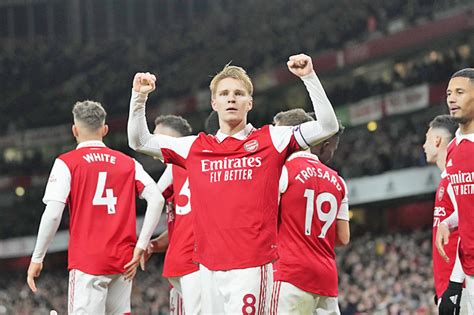 Martinelli Stars As Leaders Arsenal Crush Everton Borneo Bulletin Online