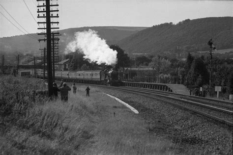 AB24 012 Ex GWR 4 6 0 4930 Hagley Hall Storms Through Flickr