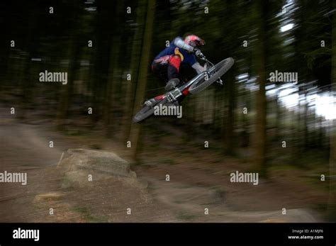 Downhill mountain bike racing Stock Photo - Alamy