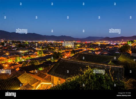 Old City Night - Lijiang Stock Photo - Alamy