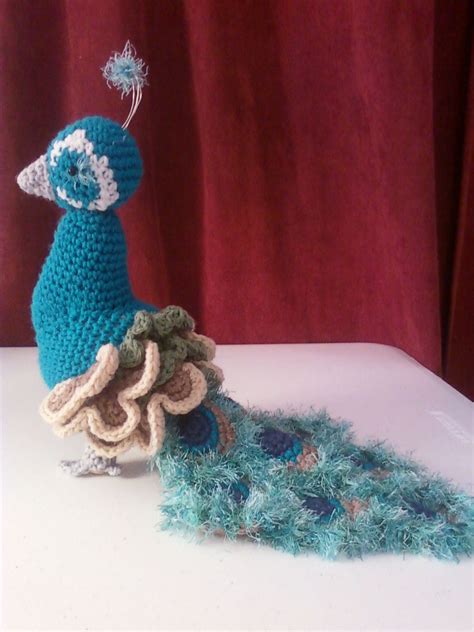 Amigurumi Peacock So Wish There Was A Pattern Linked To This Peacock Crochet Crochet