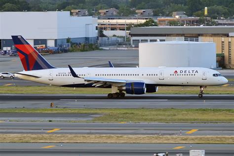 Delta Air Lines N721TW Boeing 757 231 Anna Zvereva Flickr