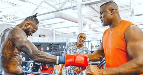 Françis Ngannou provoque Deontay Wilder Je ne veux pas te casser les