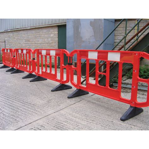 Jsp Titan Barrier System 2m X 12m Stacking Traffic Barrier