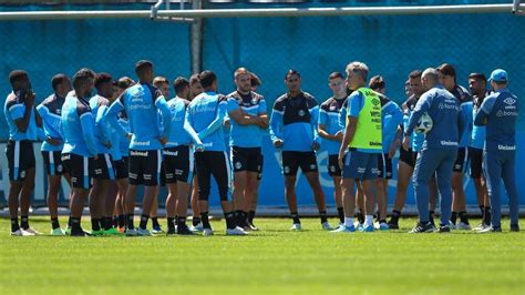 Volante treina normalmente e Grêmio deve ter grande reforço nos