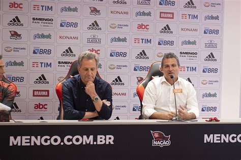 Marcos Braz e Bruno Spindel fazem reunião no Ninho após eliminação do