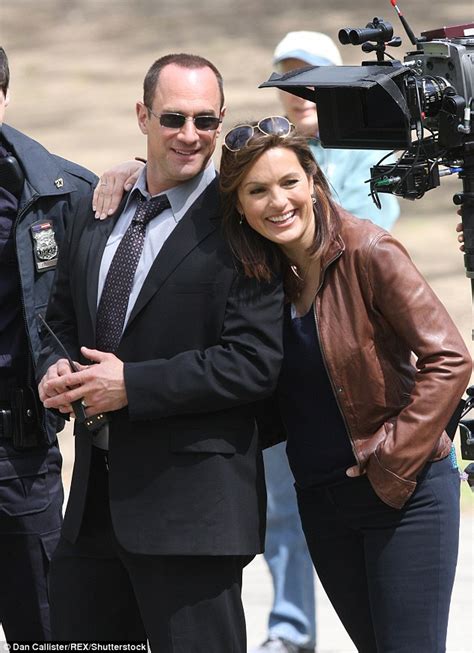 Law And Order Svus Mariska Hargitay And Christopher Meloni Surprise