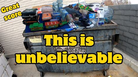 Dumpster Diving Unbelievable What Gets Thrown Away In The Stores Youtube