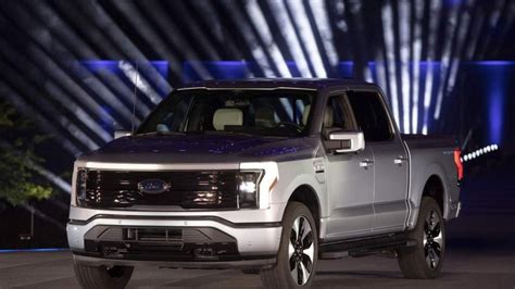 How The F 150 Lightning Can Share Its Range With Other EVs SlashGear