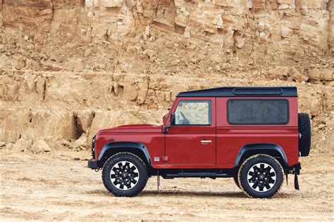 Motoring Malaysia Land Rover Defender V8 70th Edition 150 Units Re