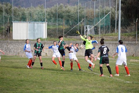 Il Chieti Calcio Femminile Batte Leugenio Coscarello Castrolibero